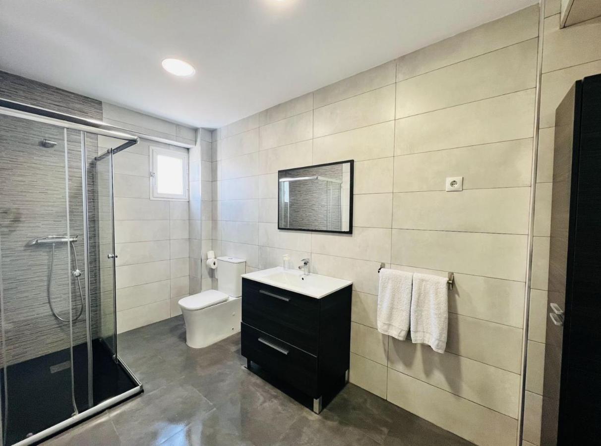 Holidays2Malaga 2 Bedroom Armengual De La Mota Close Shopping Center Exterior foto