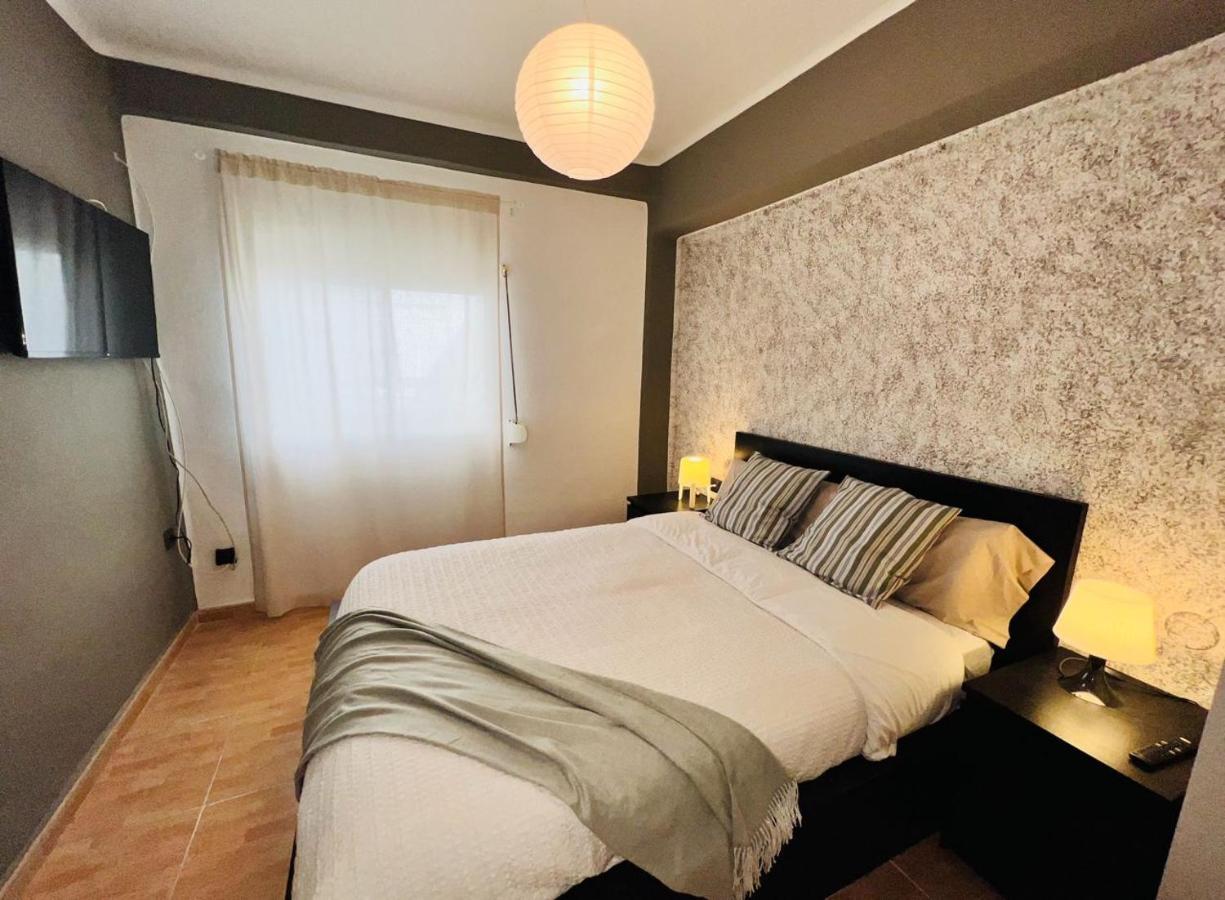 Holidays2Malaga 2 Bedroom Armengual De La Mota Close Shopping Center Exterior foto